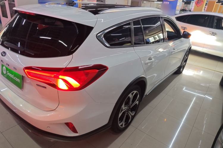 Used Ford Focus 2021 EcoBoost 180 Automatic Hunter Edition Rear Right 45 Deg