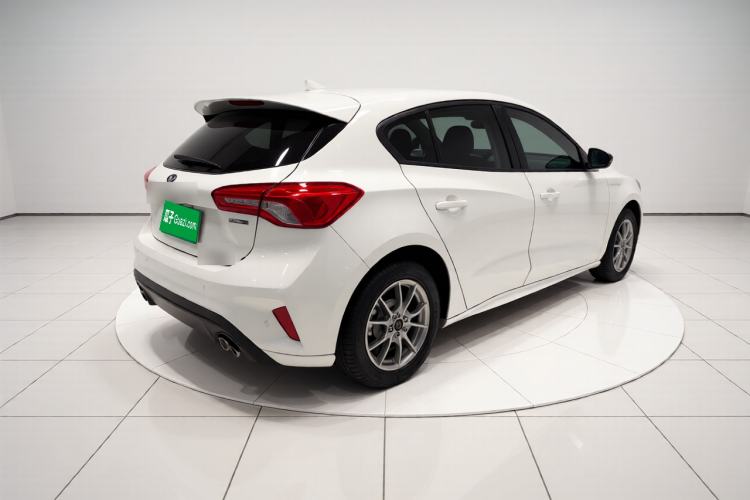 Used Ford Focus 2021 Hatchback EcoBoost 180 Automatic Titanium Edition Rear Right 45 Deg