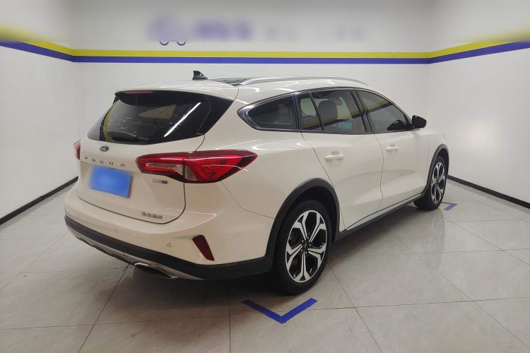 Used Ford Focus 2021 EcoBoost 180 Automatic Hunter Edition Rear Right 45 Deg