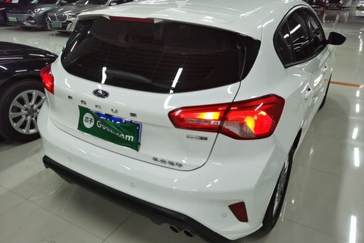 Used Ford Focus 2021 Hatchback EcoBoost 180 Automatic Titanium Edition Rear Right 45 Deg