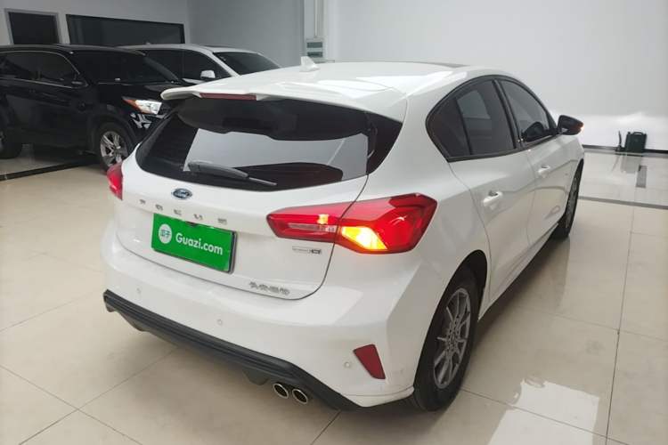 Used Ford Focus 2021 Hatchback EcoBoost 180 Automatic Titanium Edition Rear Right 45 Deg
