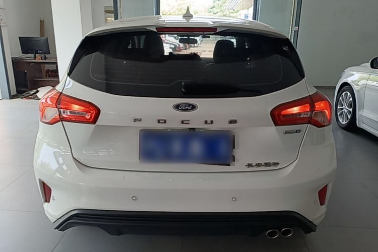 Used Ford Focus 2021 Hatchback EcoBoost 180 Automatic Titanium Edition Rear