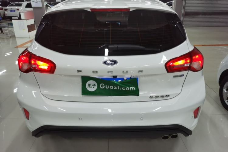 Used Ford Focus 2021 Hatchback EcoBoost 180 Automatic Titanium Edition Rear