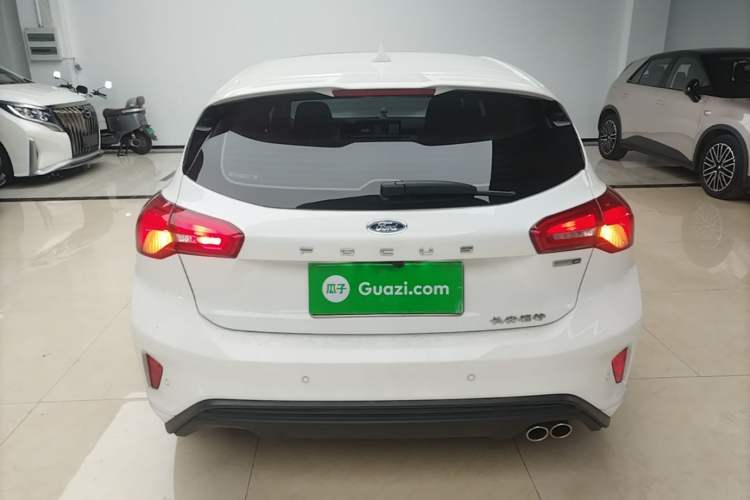 Used Ford Focus 2021 Hatchback EcoBoost 180 Automatic Titanium Edition Rear