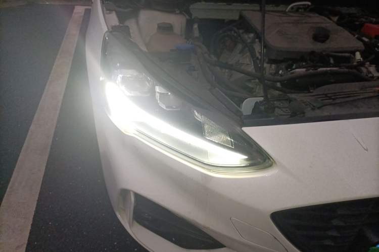 Used Ford Focus 2021 Sedan EcoBoost 180 Automatic ST Line Right Front Headlight
