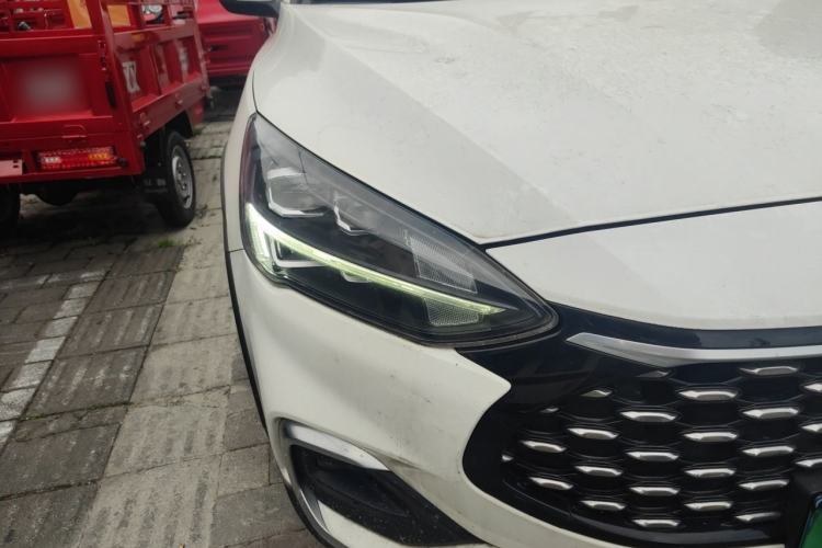 Used Ford Focus 2021 EcoBoost 180 Automatic Hunter Edition Right Front Headlight
