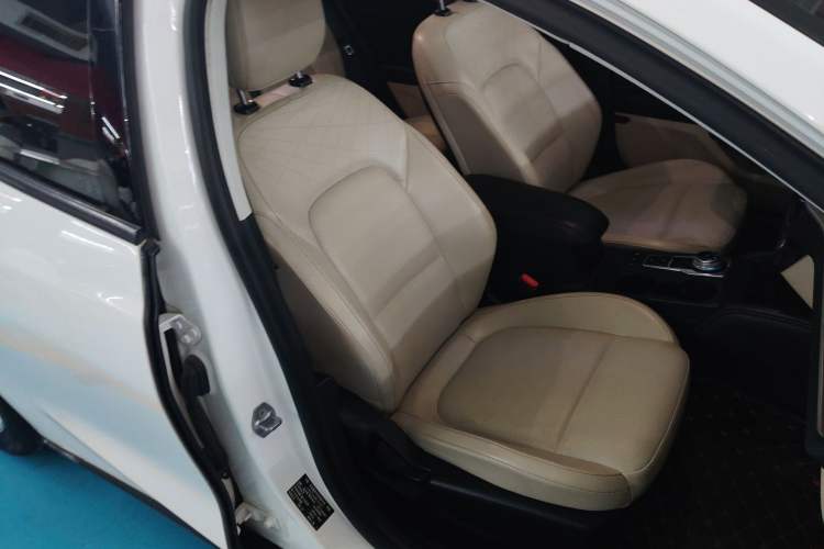 Used Ford Focus 2021 Sedan EcoBoost 180 Automatic Trendy Model Right Front Seat
