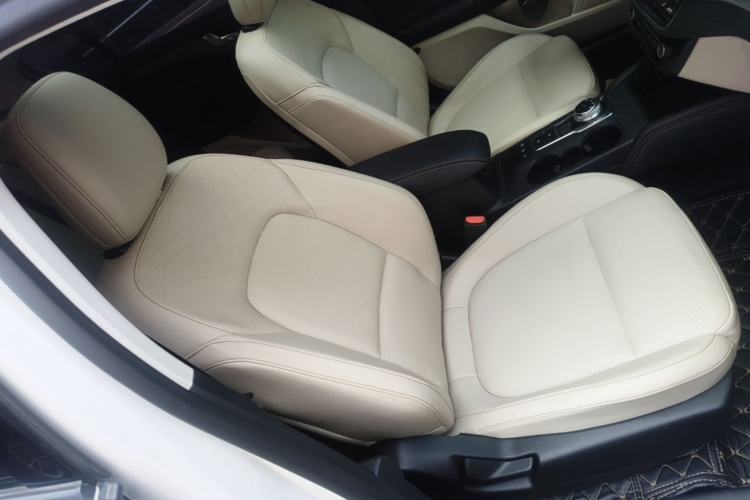 Used Ford Focus 2021 Sedan EcoBoost 180 Automatic Trendy Model Right Front Seat