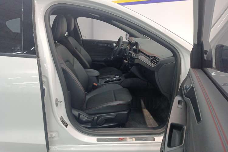 Used Ford Focus 2021 Hatchback EcoBoost 180 Automatic ST Line Right Front Seat