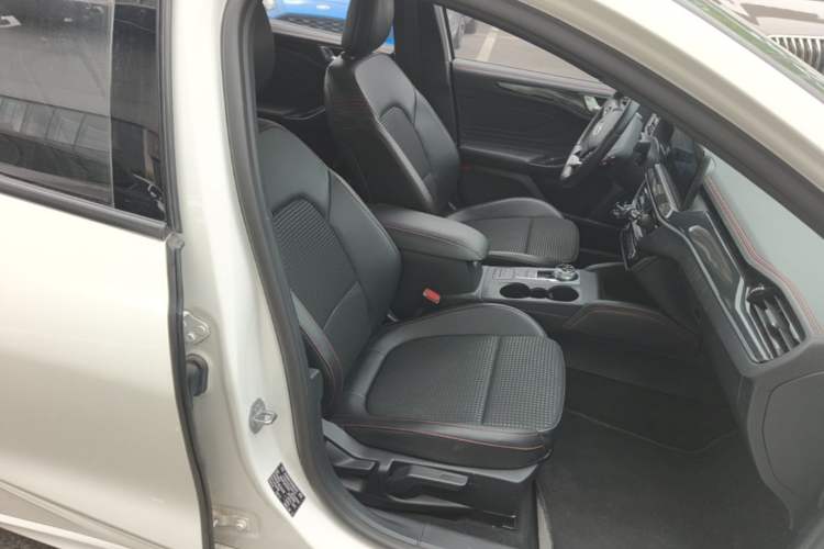 Used Ford Focus 2021 Sedan EcoBoost 180 Automatic ST Line Right Front Seat