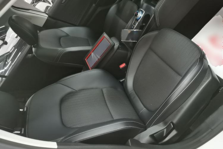 Used Ford Focus 2021 Hatchback EcoBoost 180 Automatic Titanium Edition Right Front Seat