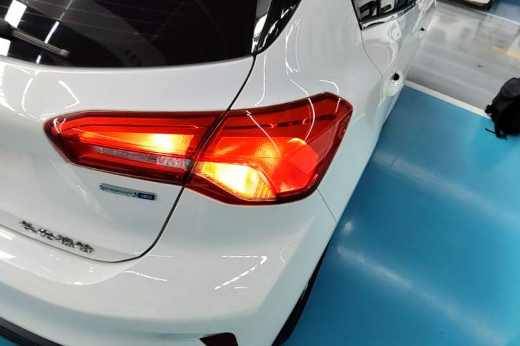 Used Ford Focus 2021 Hatchback EcoBoost 180 Automatic Titanium Edition Right Rear Taillight