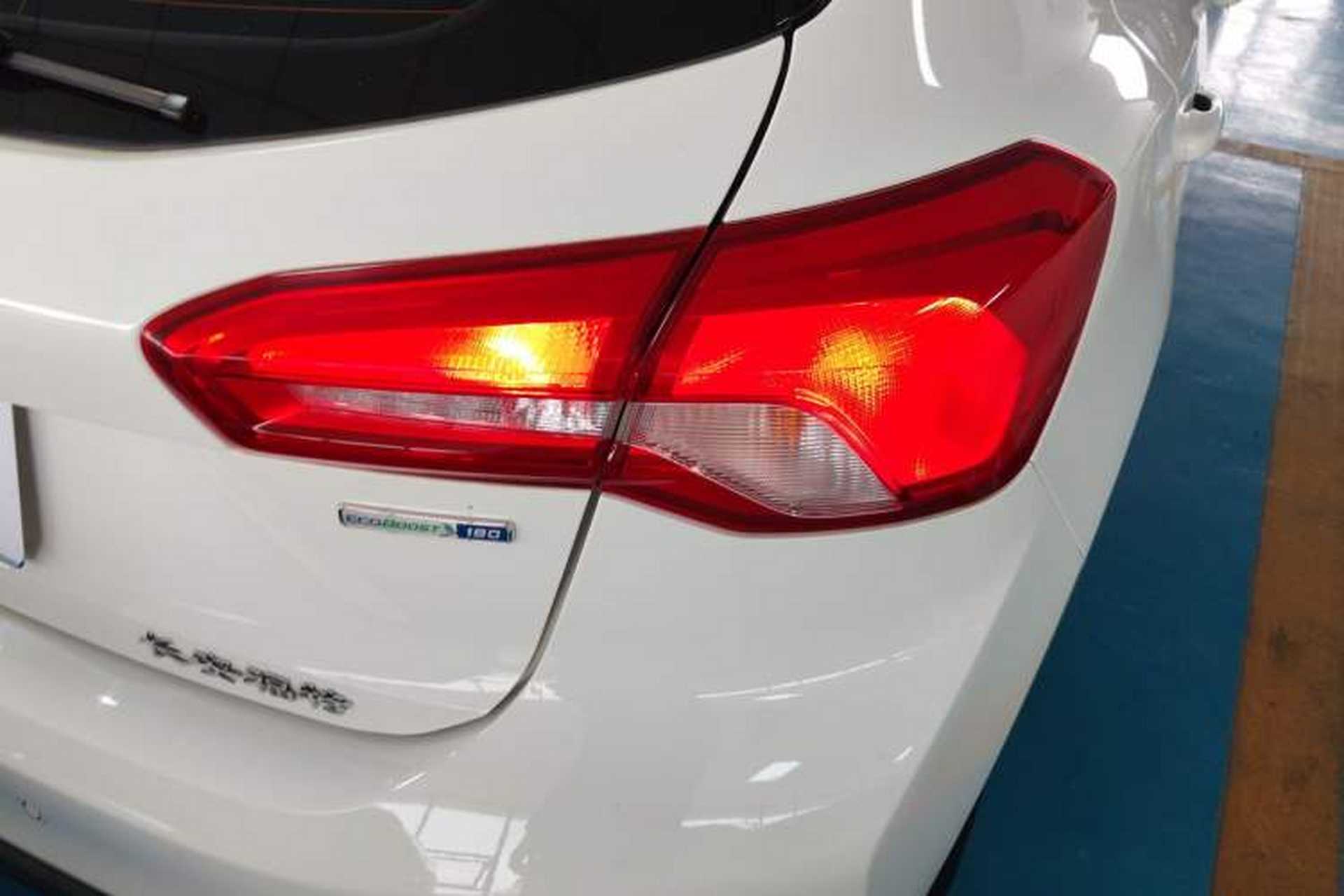 Used Ford Focus 2021 Hatchback EcoBoost 180 Automatic Titanium Edition Right Rear Taillight