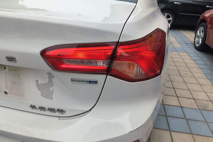 Used Ford Focus 2021 Sedan EcoBoost 180 Automatic Trendy Model Right Rear Taillight