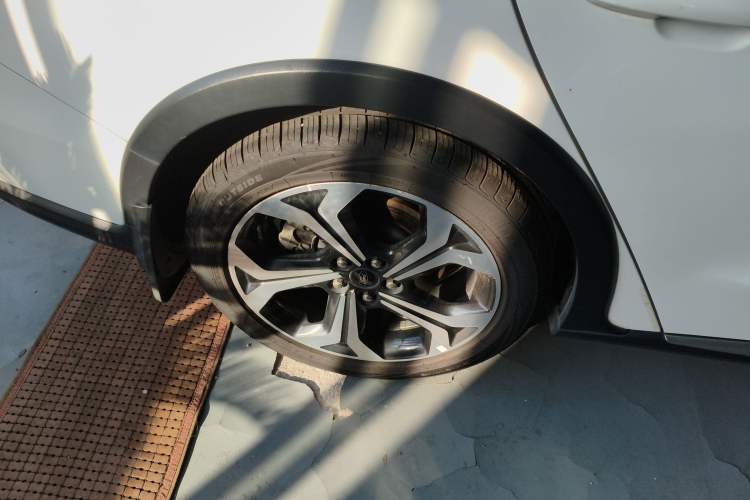 Used Ford Focus 2021 EcoBoost 180 Automatic Hunter Edition Right Rear Wheel Hub