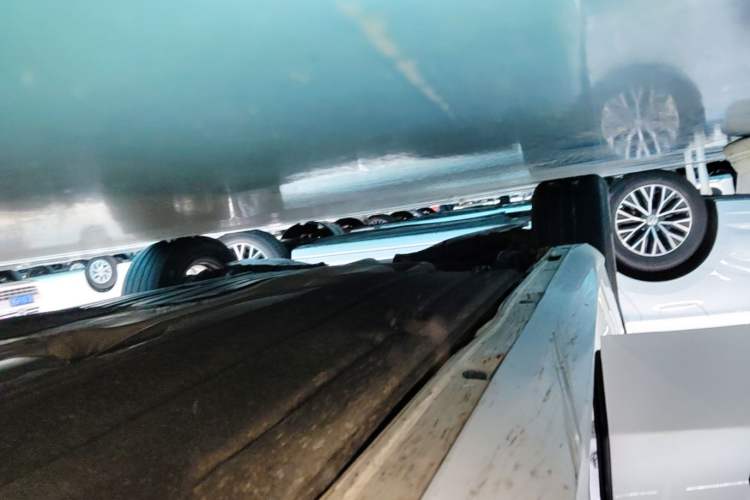 Used Ford Focus 2021 Hatchback EcoBoost 180 Automatic Titanium Edition Right Side Sill