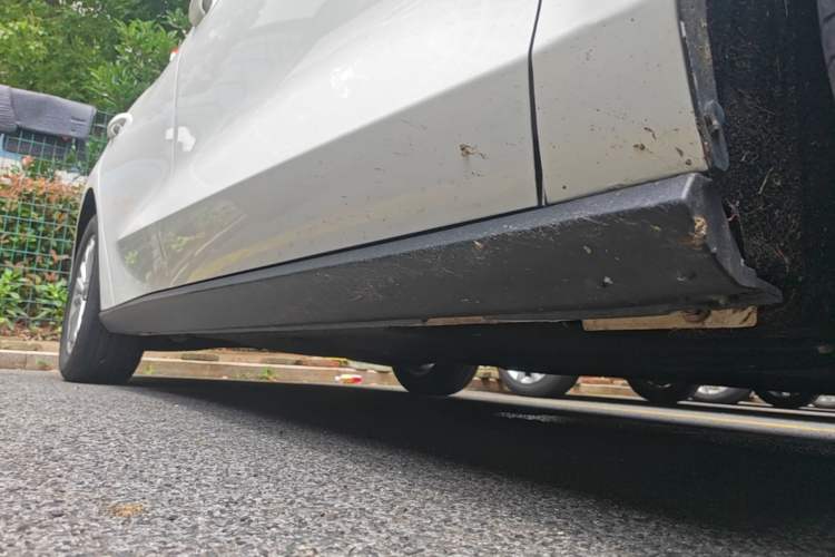 Used Ford Focus 2021 Sedan EcoBoost 180 Automatic Trendy Model Right Side Sill