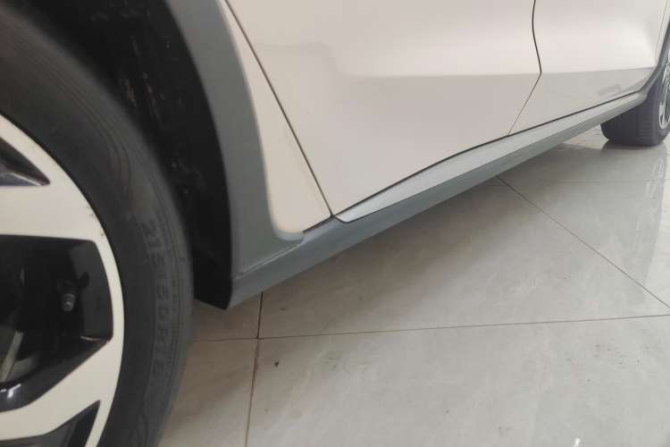 Used Ford Focus 2021 EcoBoost 180 Automatic Hunter Edition Right Side Sill