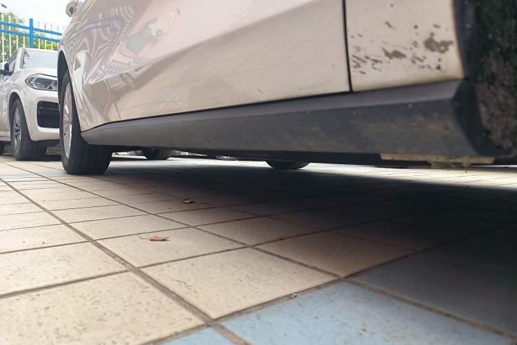 Used Ford Focus 2021 Sedan EcoBoost 180 Automatic Trendy Model Right Side Sill