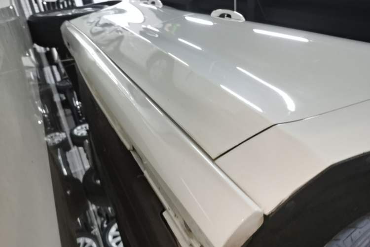 Used Ford Focus 2021 Hatchback EcoBoost 180 Automatic Titanium Edition Right Side Sill