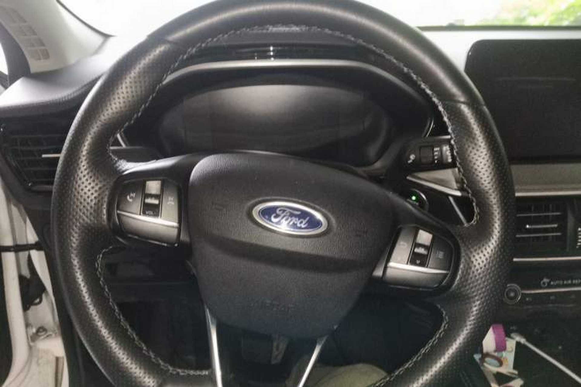 Used Ford Focus 2021 Sedan 1.5L Automatic Sharp Edition Steering Wheel