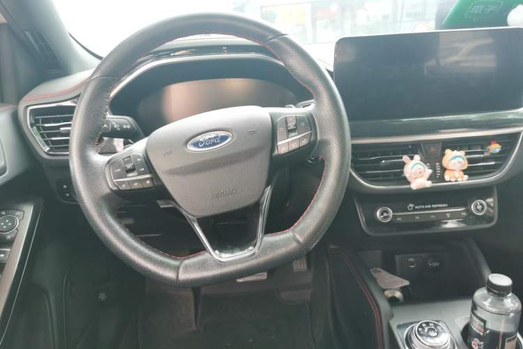 Used Ford Focus 2021 Hatchback EcoBoost 180 Automatic ST Line Steering Wheel