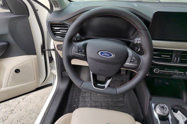 Used Ford Focus 2021 Sedan EcoBoost 180 Automatic Trendy Model Steering Wheel