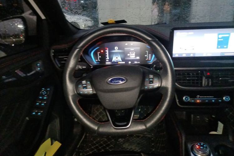 Used Ford Focus 2021 Sedan EcoBoost 180 Automatic ST Line Steering Wheel