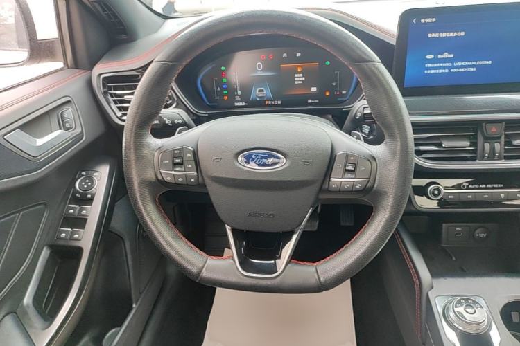 Used Ford Focus 2021 Sedan EcoBoost 180 Automatic ST Line Steering Wheel