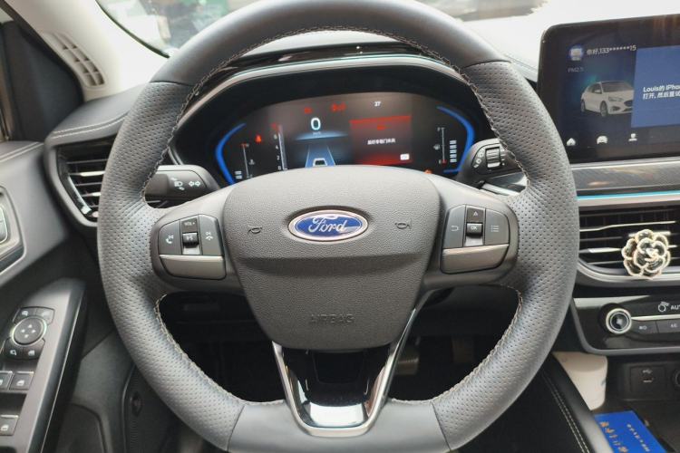 Used Ford Focus 2021 Hatchback EcoBoost 180 Automatic Titanium Edition Steering Wheel