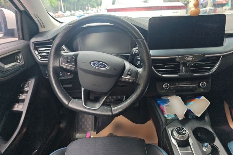 Used Ford Focus 2021 EcoBoost 180 Automatic Hunter Edition Steering Wheel
