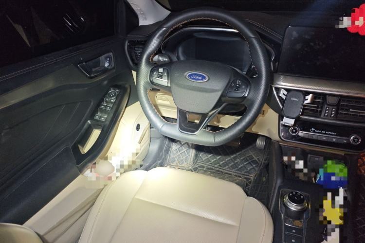 Used Ford Focus 2021 Sedan EcoBoost 180 Automatic Trendy Model Steering Wheel