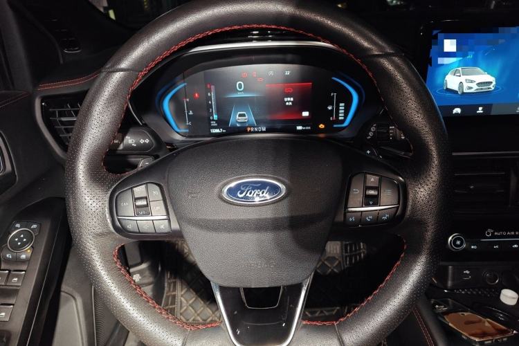 Used Ford Focus 2021 Hatchback EcoBoost 180 Automatic ST Line Steering Wheel