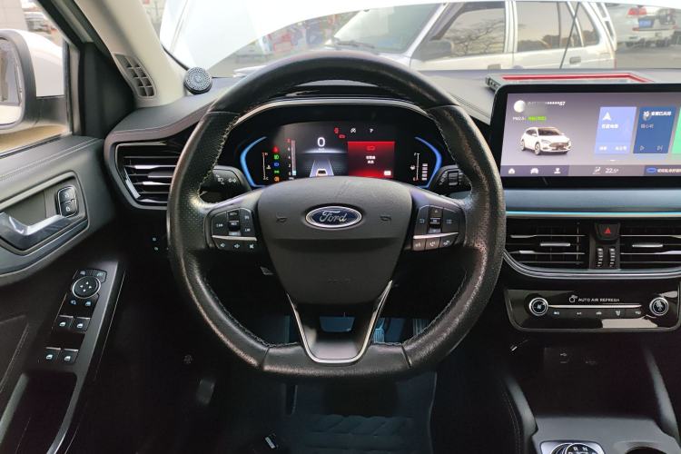 Used Ford Focus 2021 EcoBoost 180 Automatic Hunter Edition Steering Wheel