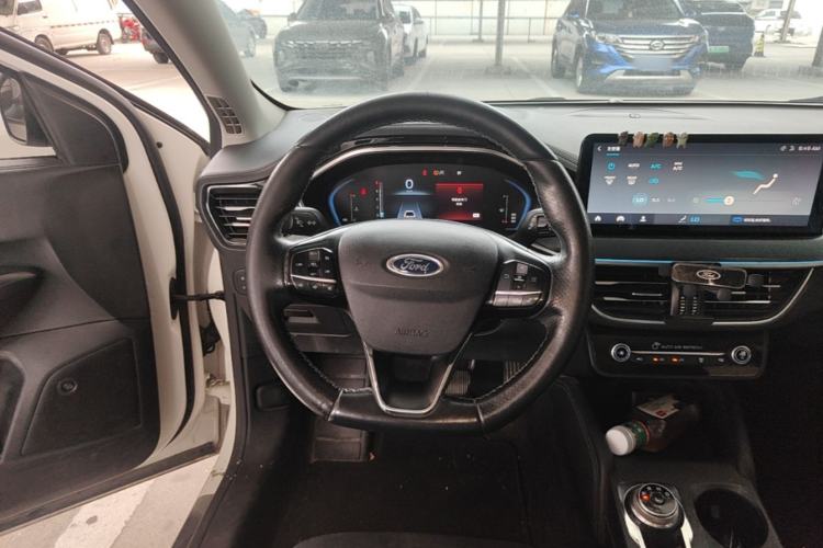 Used Ford Focus 2021 EcoBoost 180 Automatic Hunter Edition Steering Wheel