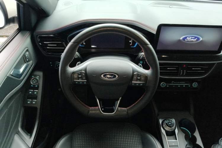 Used Ford Focus 2021 Hatchback EcoBoost 180 Automatic ST Line Steering Wheel