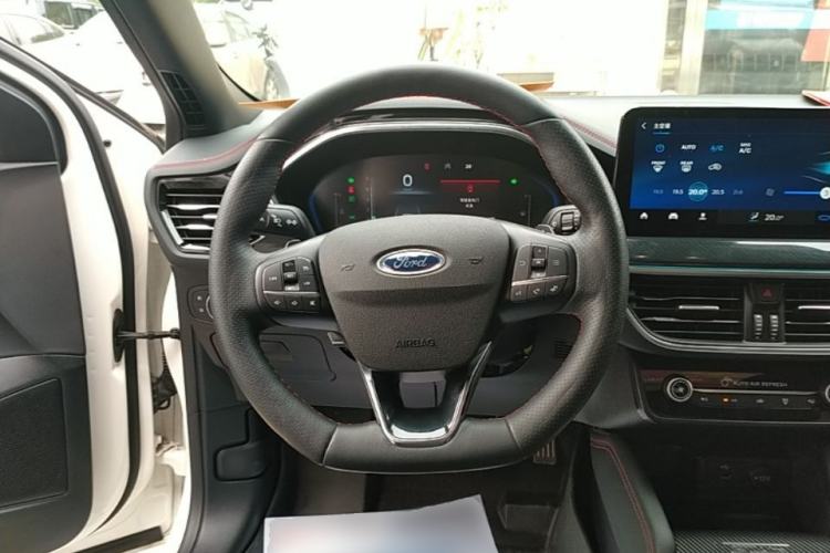 Used Ford Focus 2021 Sedan EcoBoost 180 Automatic ST Line Steering Wheel