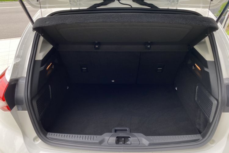 Used Ford Focus 2021 Hatchback EcoBoost 180 Automatic Titanium Edition Trunk