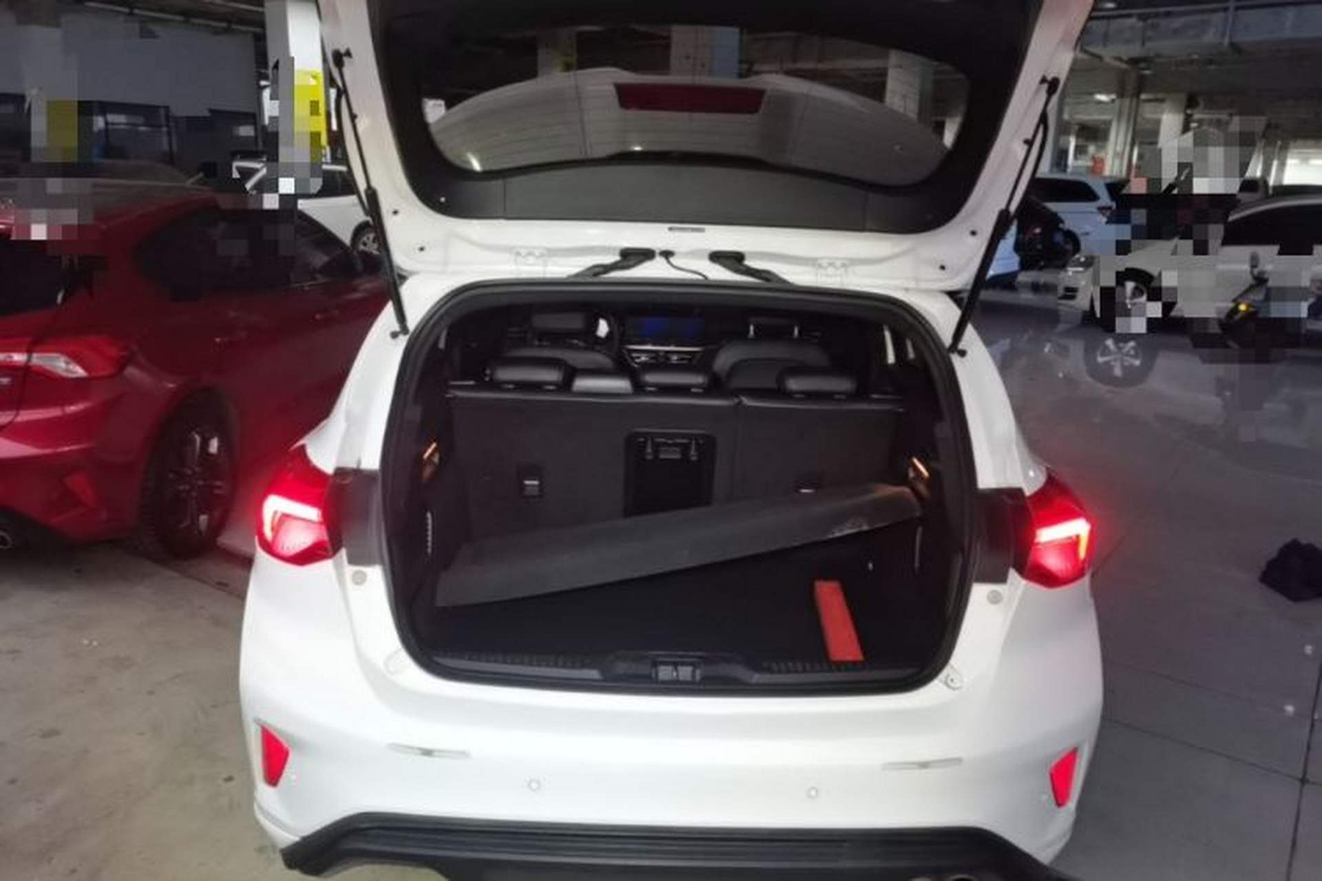 Used Ford Focus 2021 Hatchback EcoBoost 180 Automatic ST Line Trunk