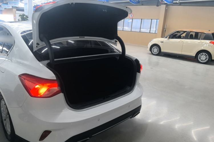 Used Ford Focus 2021 Sedan 1.5L Automatic Sharp Edition Trunk