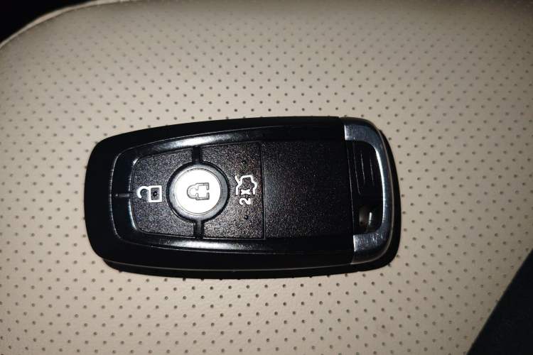 Used Ford Focus 2021 Sedan EcoBoost 180 Automatic Trendy Model Vehicle Key