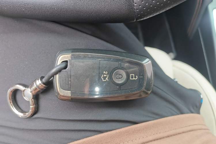Used Ford Focus 2021 Sedan EcoBoost 180 Automatic Trendy Model Vehicle Key