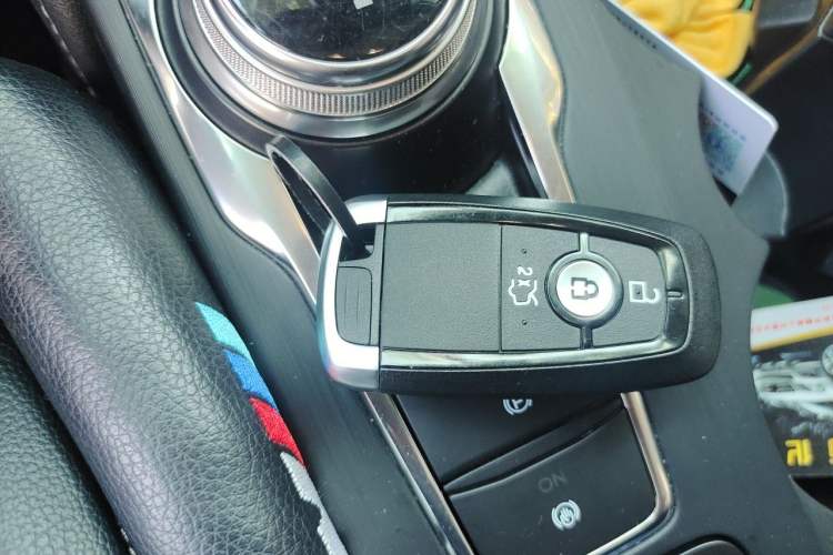 Used Ford Focus 2021 Hatchback EcoBoost 180 Automatic Titanium Edition Vehicle Key