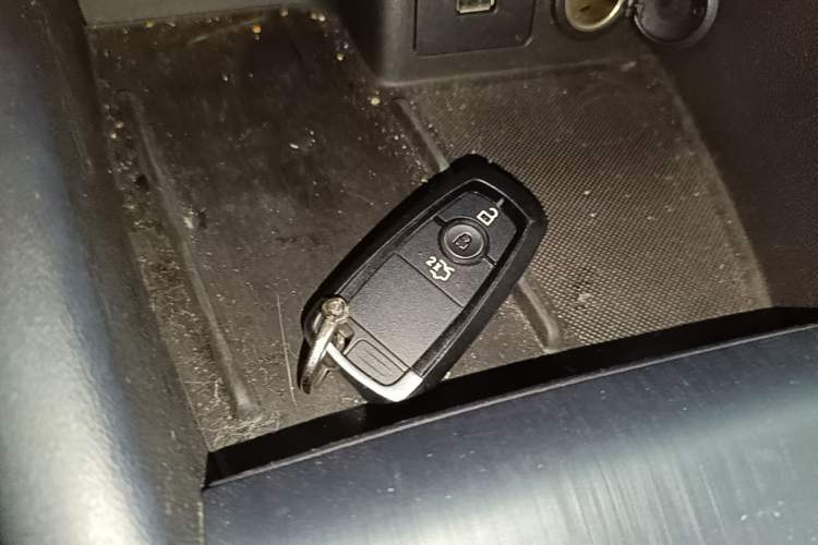 Used Ford Focus 2021 Hatchback EcoBoost 180 Automatic Titanium Edition Vehicle Key
