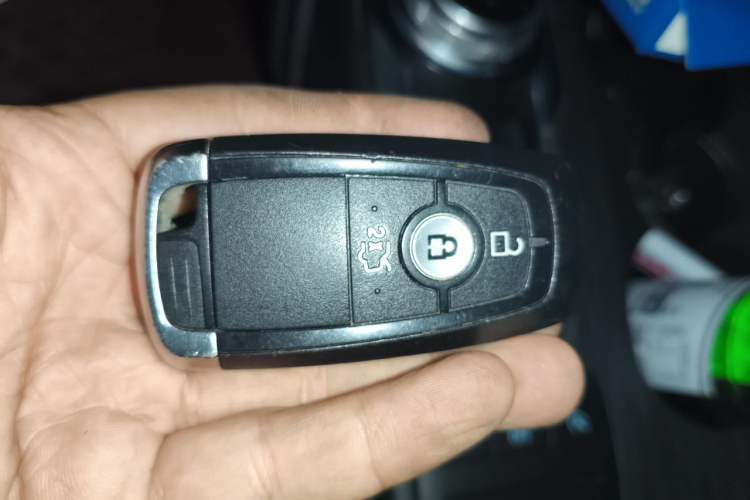 Used Ford Focus 2021 Hatchback EcoBoost 180 Automatic Titanium Edition Vehicle Key