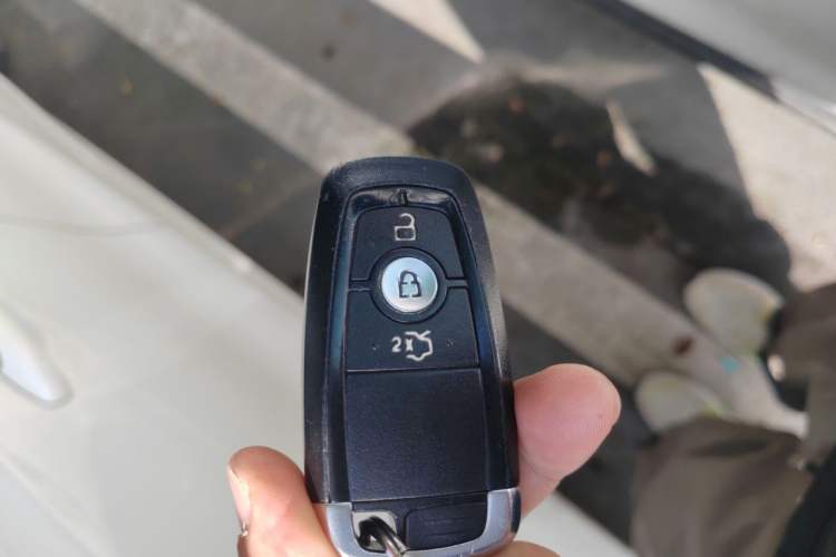 Used Ford Focus 2021 Hatchback EcoBoost 180 Automatic Titanium Edition Vehicle Key