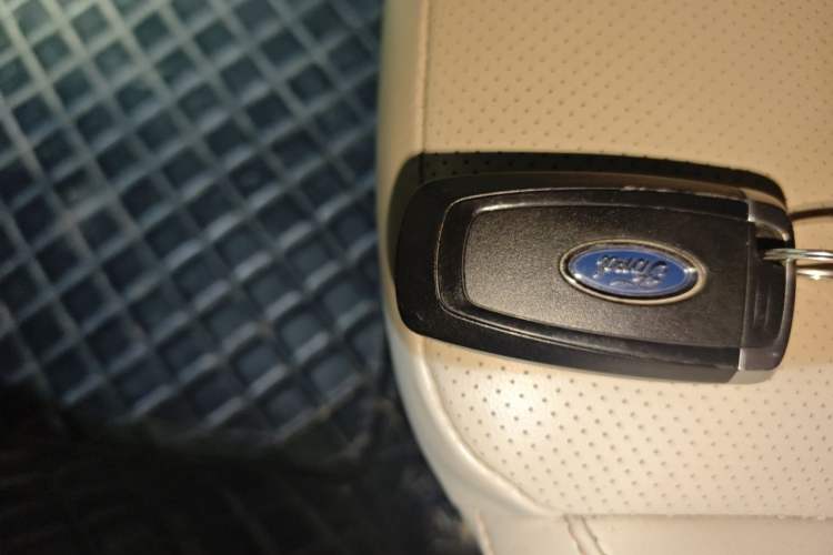 Used Ford Focus 2021 Sedan EcoBoost 180 Automatic Trendy Model Vehicle Key