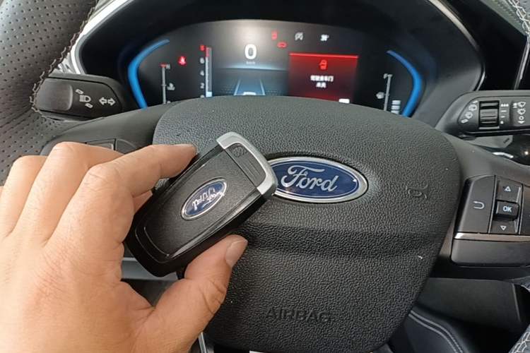 Used Ford Focus 2021 Hatchback EcoBoost 180 Automatic Titanium Edition Vehicle Key