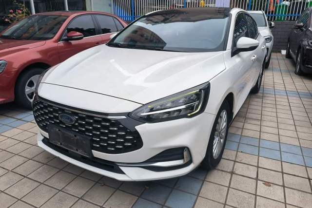 Used Ford Focus 2021 Sedan EcoBoost 180 Automatic Trendy Model
