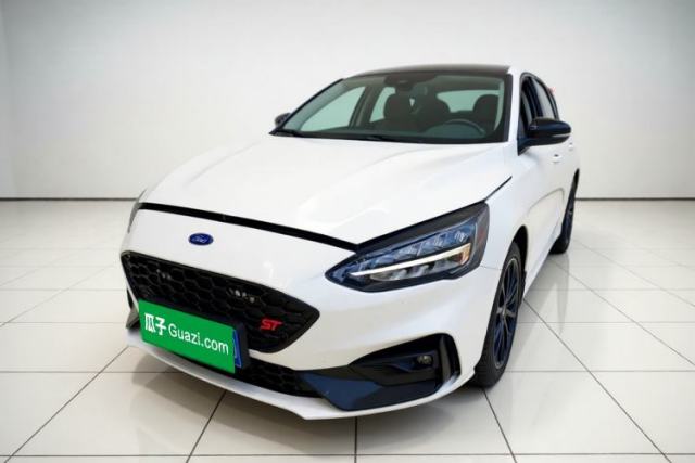 Used Ford Focus 2021 Hatchback EcoBoost 180 Automatic Titanium Edition